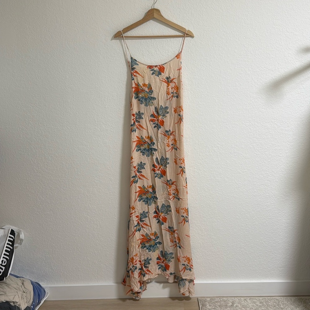 😍Free People Floral Print Maxi Dress